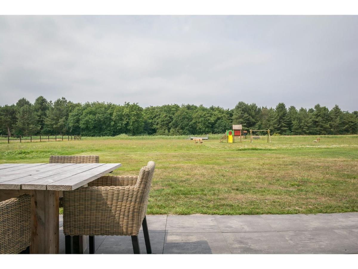 דה קוקסדורפ Bungalow On Texel With A Spacious Terrace מראה חיצוני תמונה