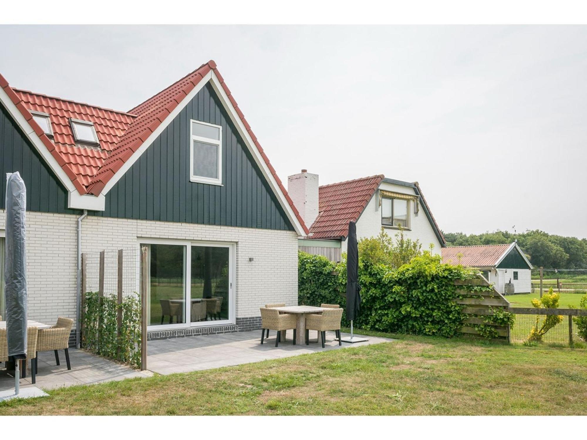 דה קוקסדורפ Bungalow On Texel With A Spacious Terrace מראה חיצוני תמונה